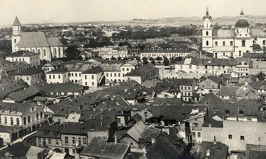   1935 .   